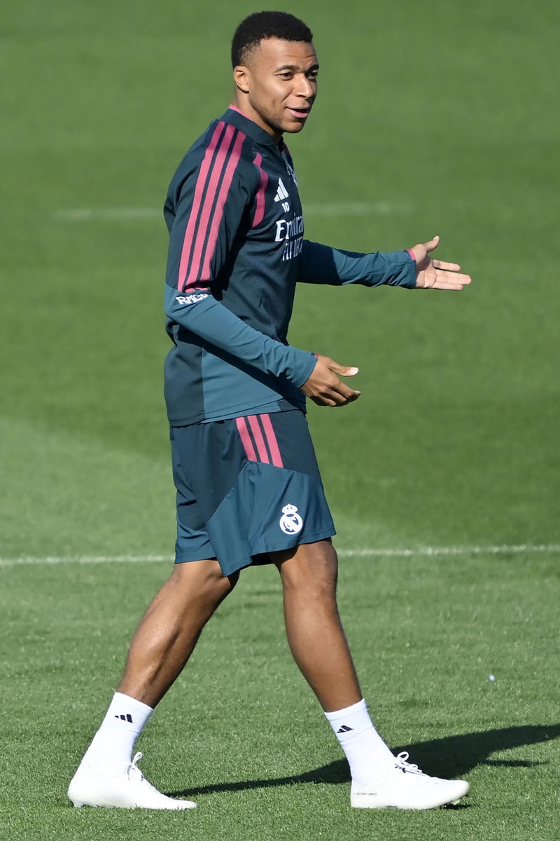 Kylian Mbappé Debuts On's First-Ever Football Boot in Real Madrid Training depart nike soccer french