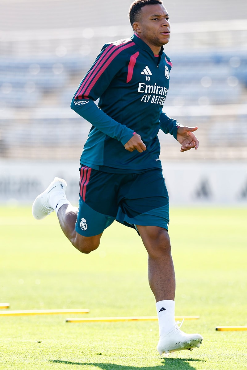 Kylian Mbappé Debuts On's First-Ever Football Boot in Real Madrid Training depart nike soccer french