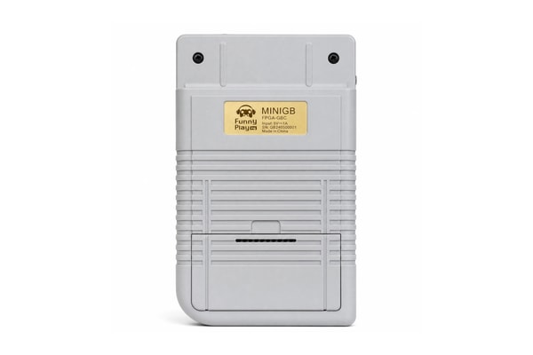 FunnyPlaying FPGB Mini FPGA handheld playing an original Game Boy cartridge on its IPS display