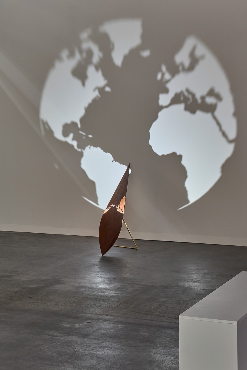 lindberg armory show new york 2026 artist fabrizio corneli installation eyewear light shadows sculpture seed eyecatcher gallery booth walls globe kering 