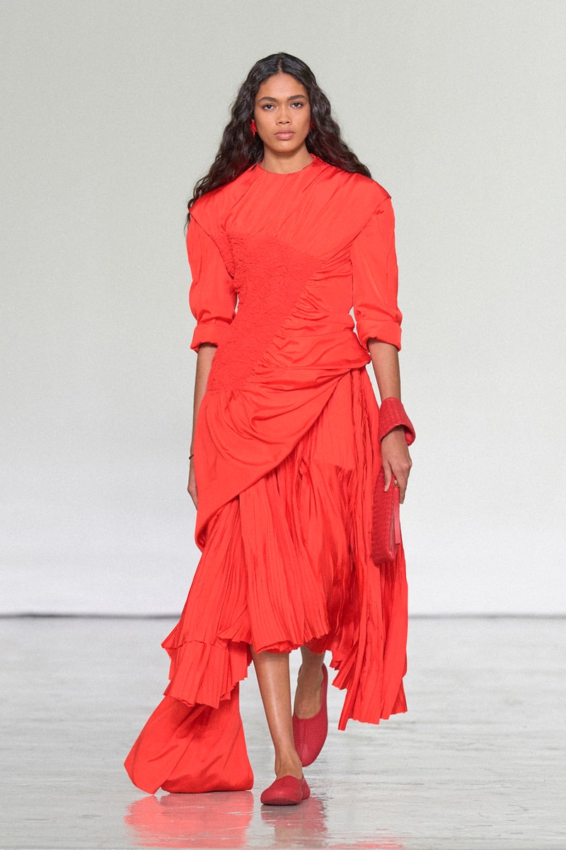 Bottega Veneta SS27 Runway Show Info