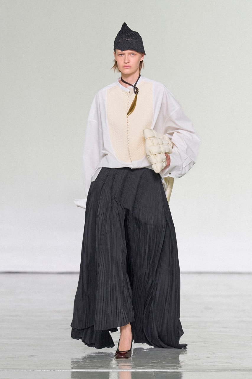 Bottega Veneta SS27 Runway Show Info