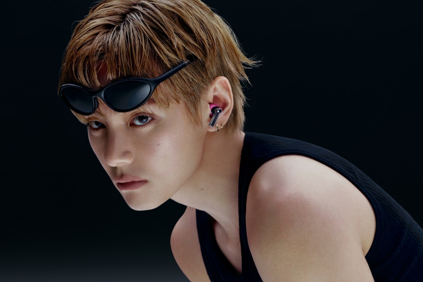 BTS V Kim Taehyung nothing Global Brand Ambassador Announcement Headphone (1) Pro Preview  Dorothea Sing Zhang