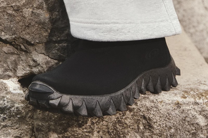 Salomon SNOWCLOG OG “Black/Black/Asphalt” L45389900 “Cyber Yellow/Black” L45390000 “Safari/Black” L45390100 Release Info 