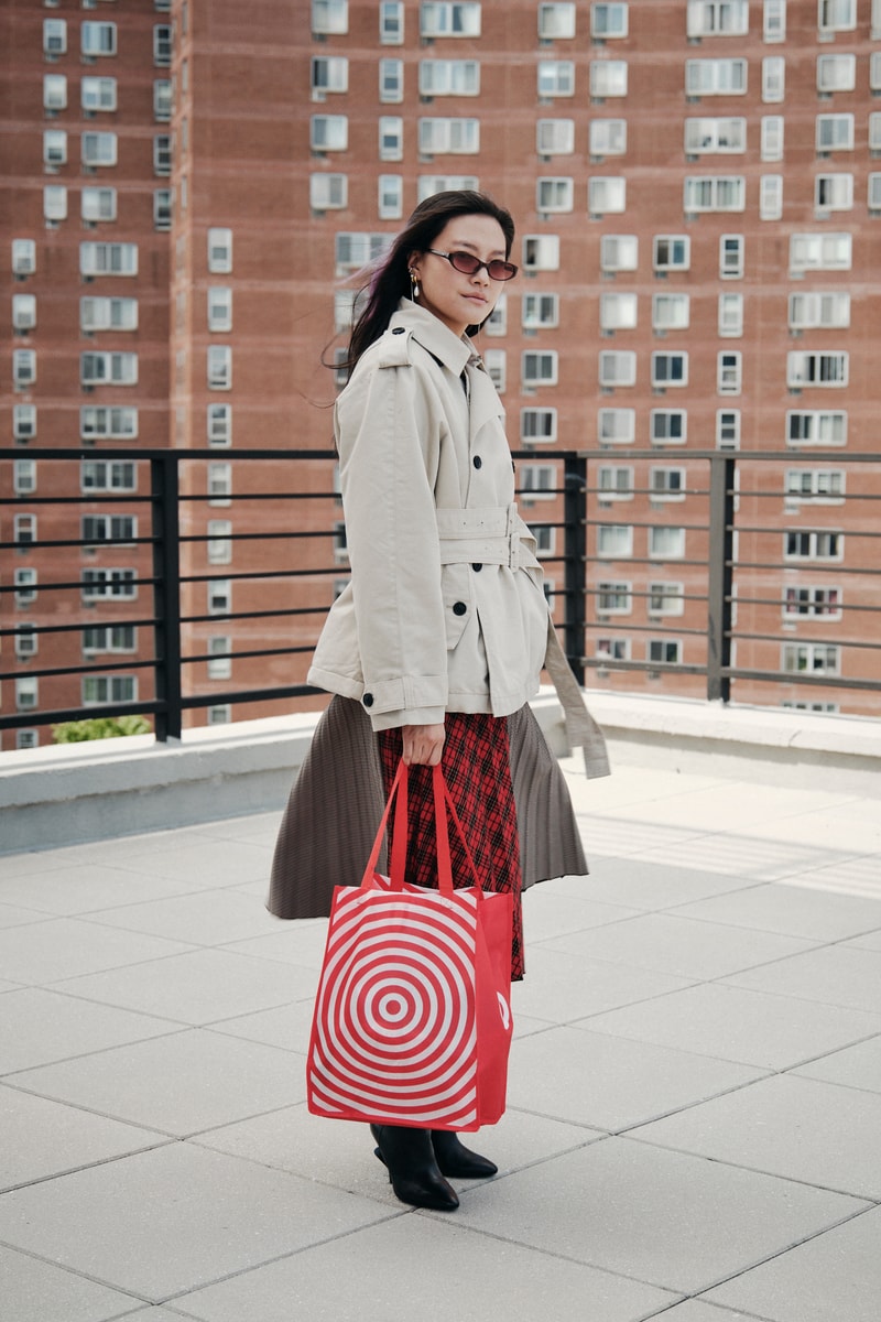 How Gia Seo Makes the Target Bag Her Stylish Accessory