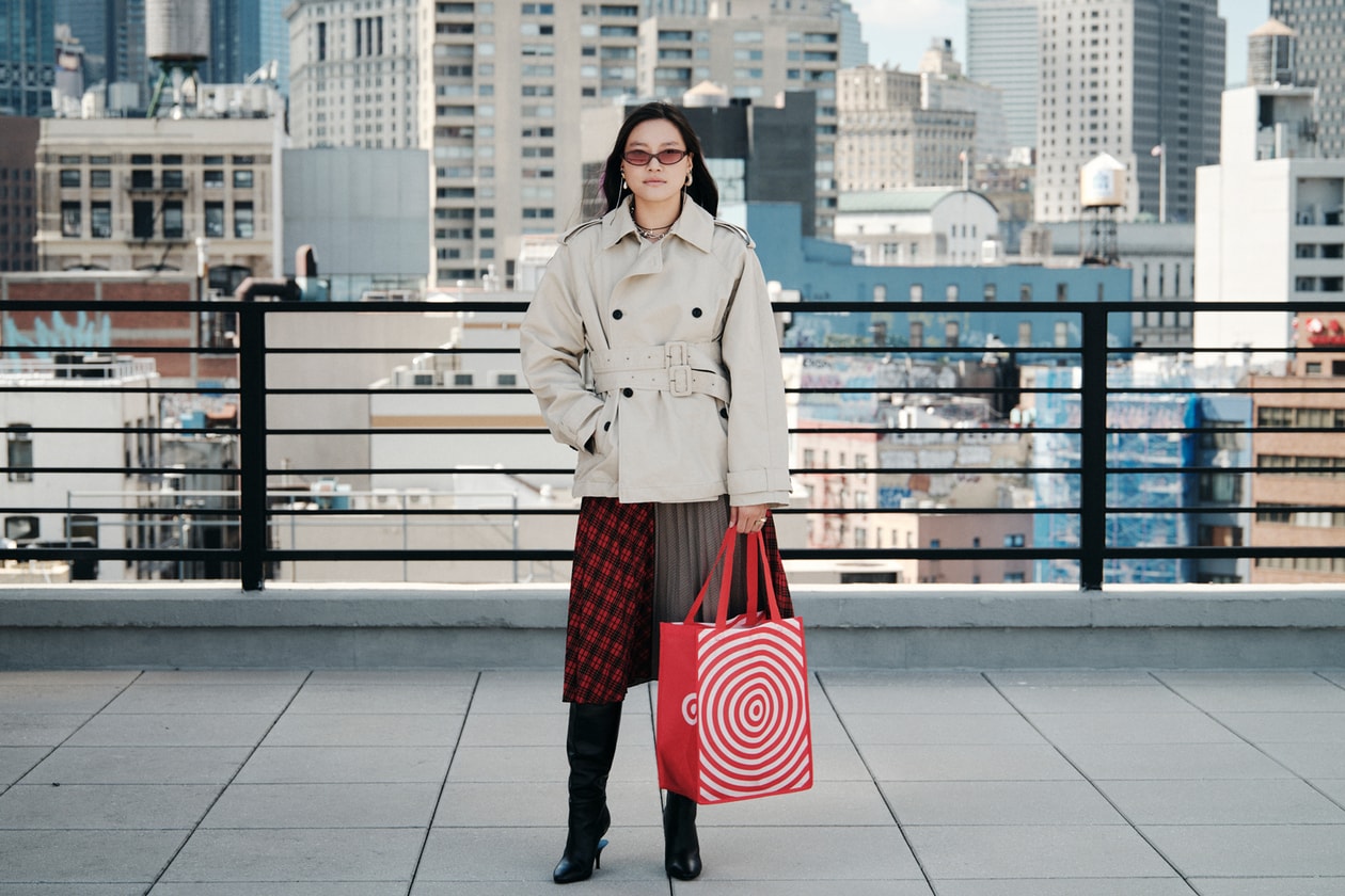 How Gia Seo Makes the Target Bag Her Stylish Accessory