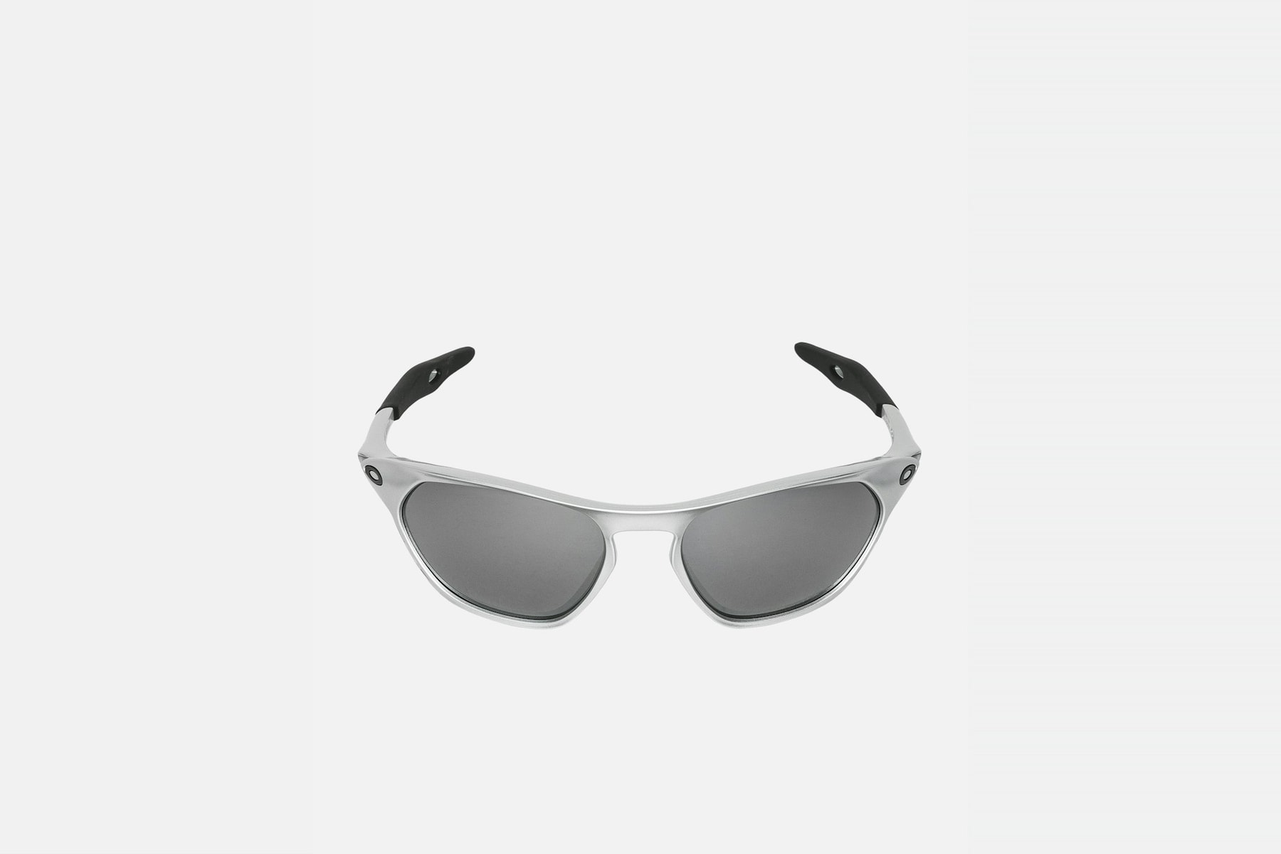 Oakley new collection at HBX