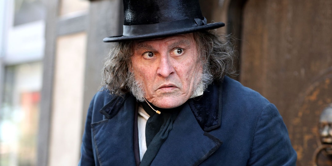 Johnny Depp regresa a Hollywood como Scrooge en la oscura “Ebenezer”