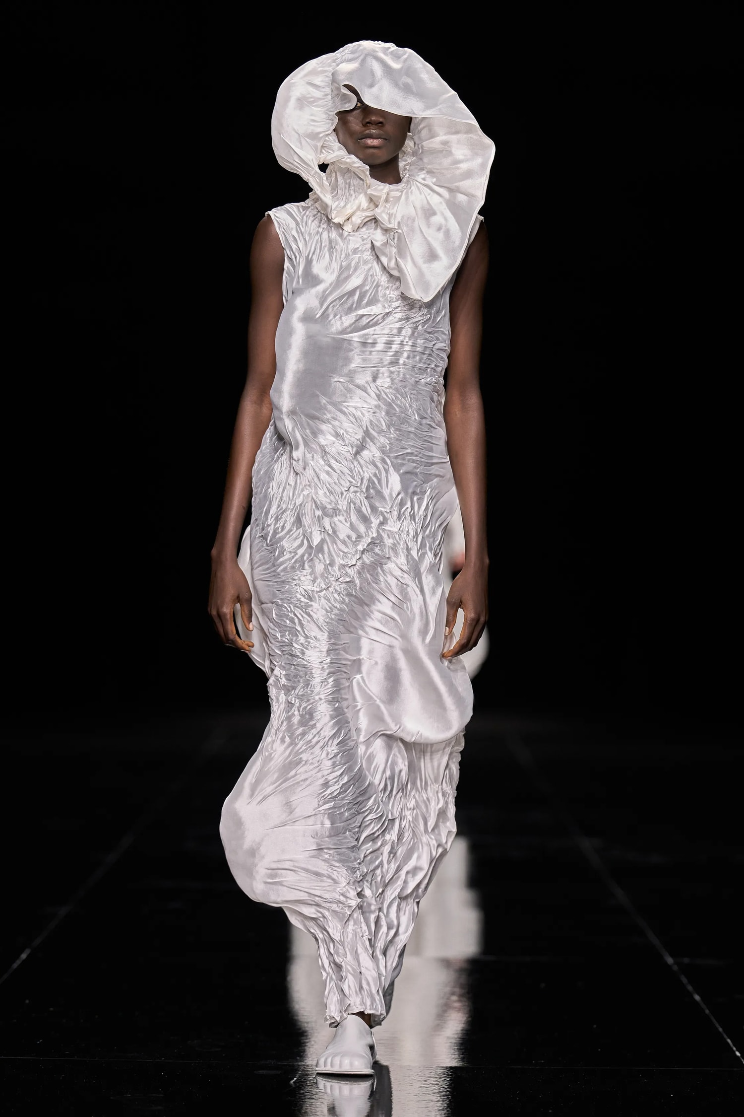 Issey Miyake SS27 Paris Fashion Week Runway Show