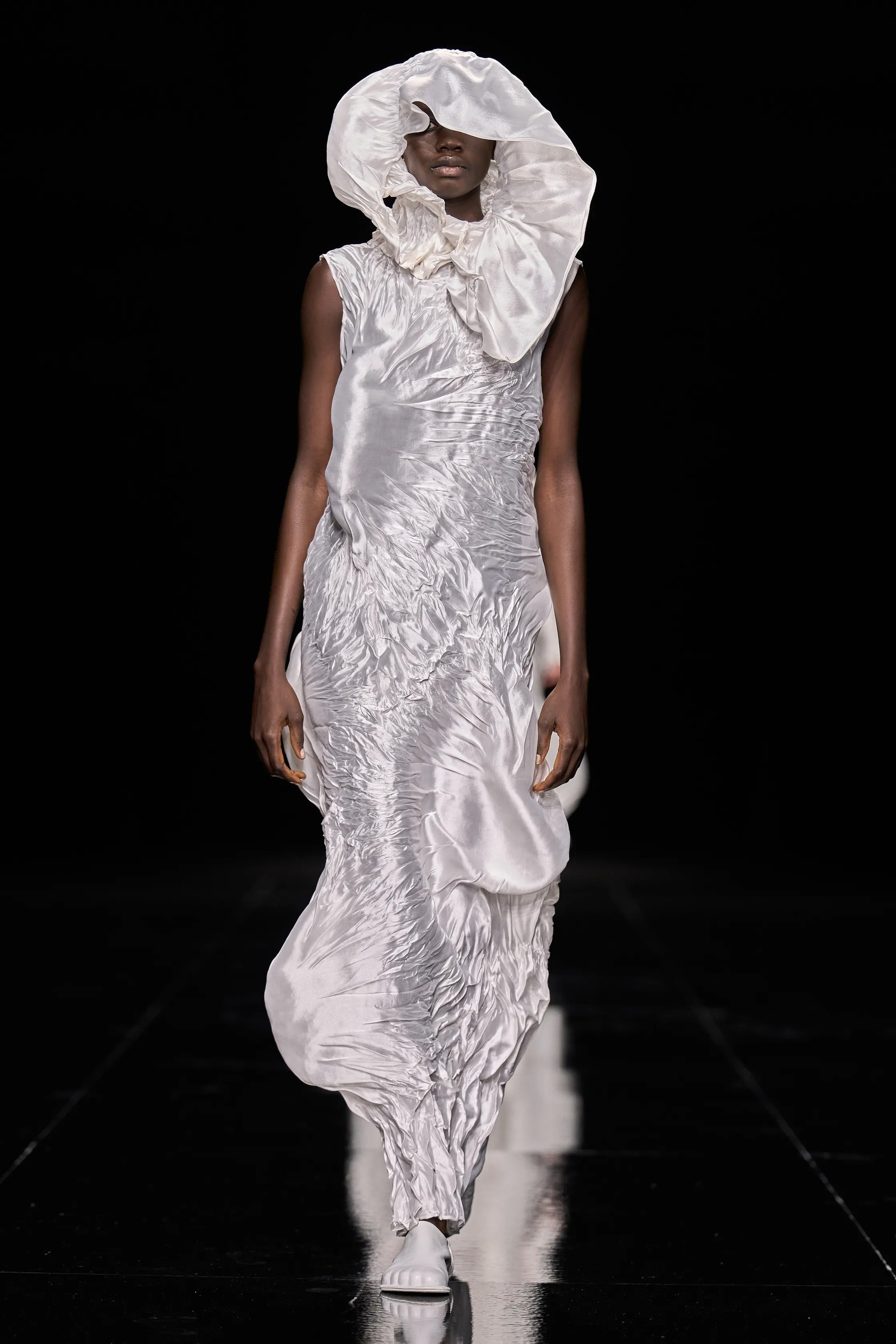 Issey Miyake SS27 Paris Fashion Week Runway Show