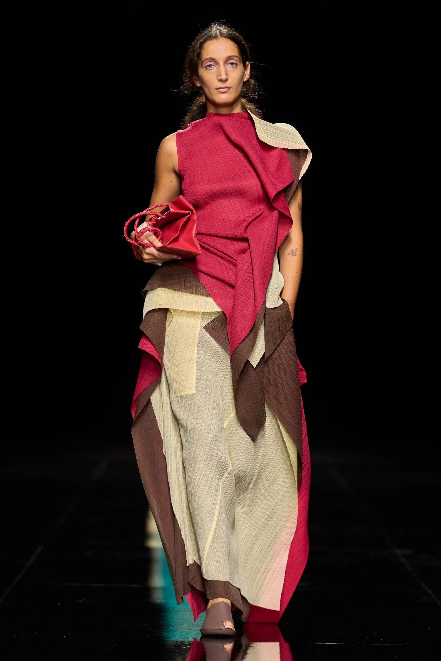 Issey Miyake SS27 Paris Fashion Week Runway Show