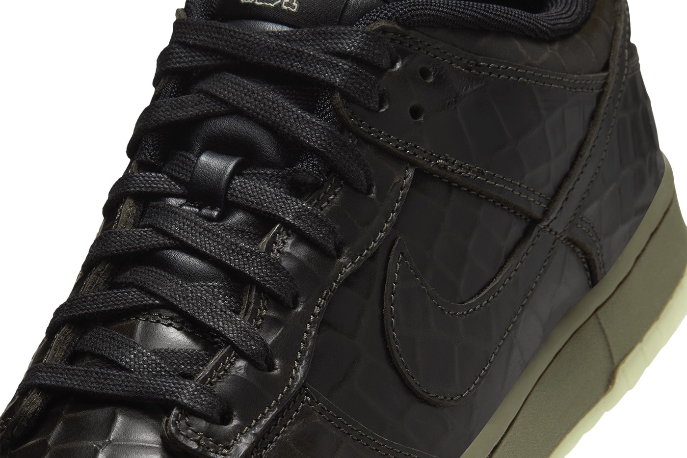 Nike Dunk Low Shibuya Halloween IX5169-300 Release Info