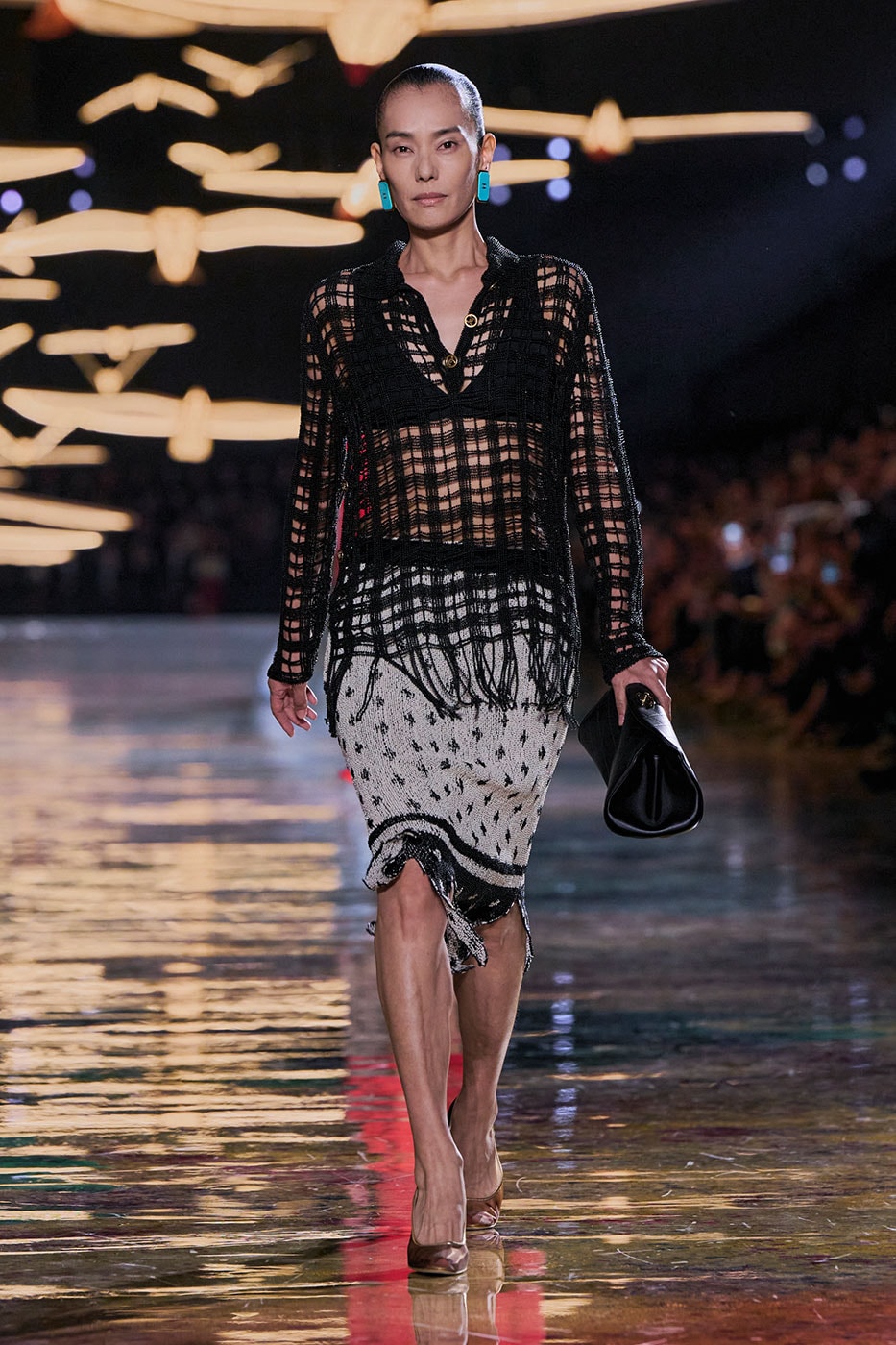 Matthieu Blazy Reimagines the Layered Legacies of Gabrielle Chanel for SS27 Nicole Kidman, Ayo Edebiri, Pedro Pascal, Kristen Wiig, Dua Lipa, and Alexa Demie britney spears gimme more flock of birds migration