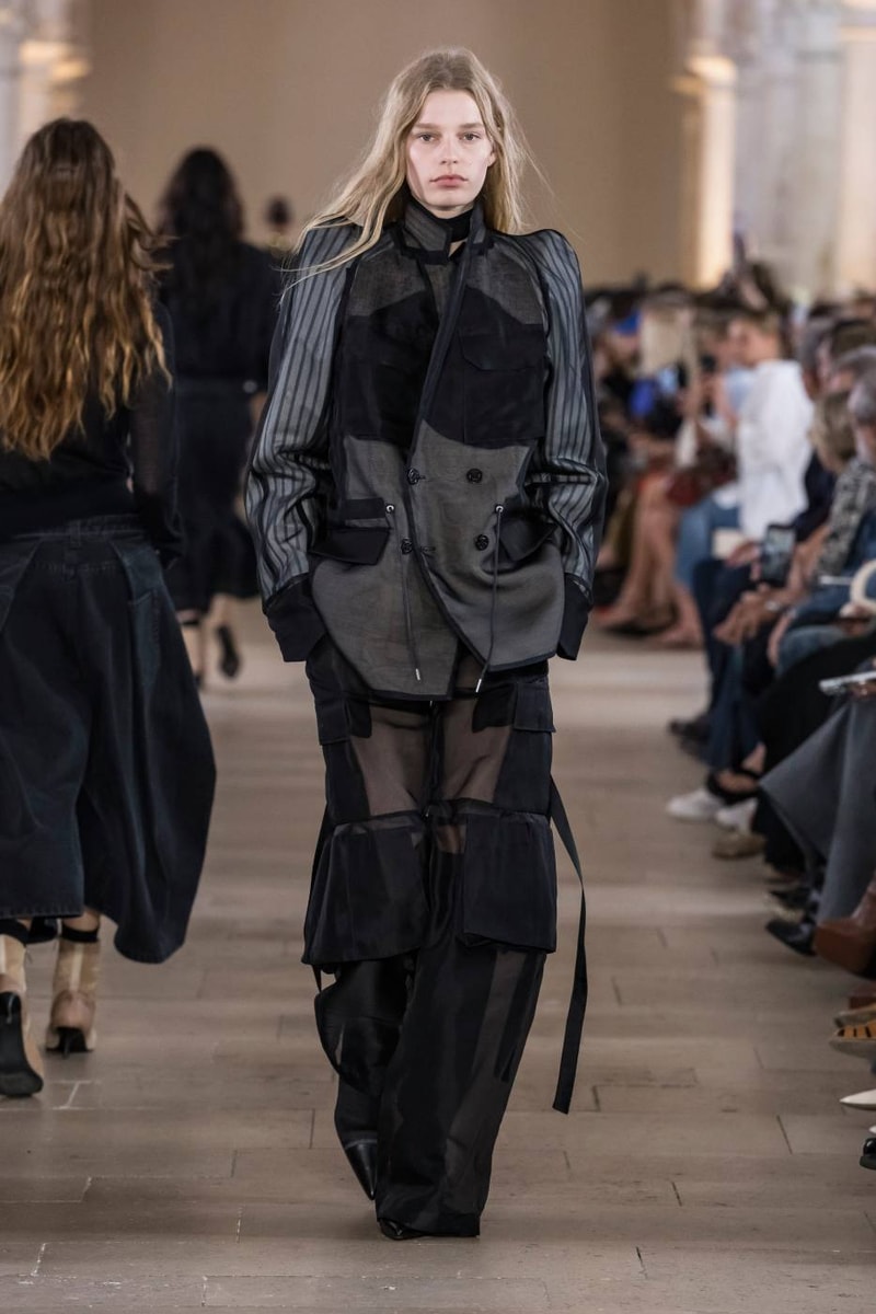 sacai Chitose Abe Spring/Summer 2027 Womenswear Collection Runway Paris Fashion Week 