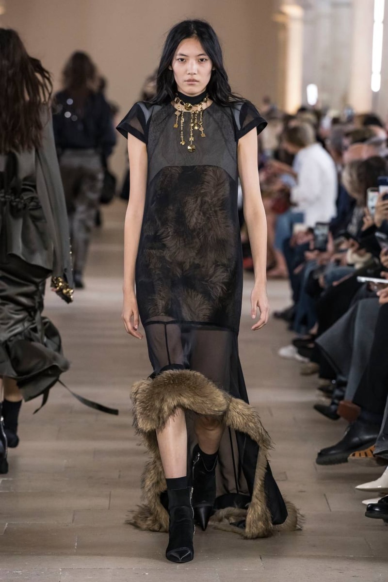 sacai Chitose Abe Spring/Summer 2027 Womenswear Collection Runway Paris Fashion Week 