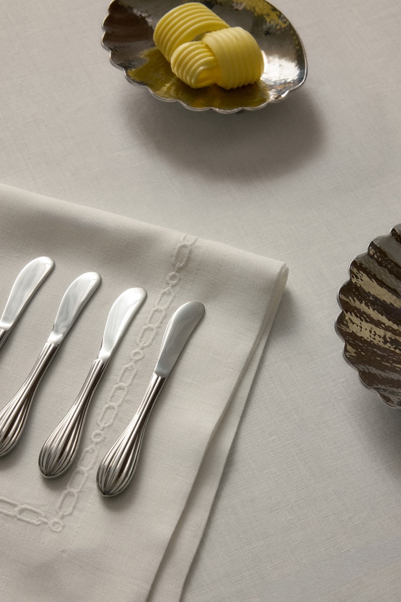 westwing victoria beckham dining collection serving style homeware butter dishes cutlery plates vase napkin holder dinner table unboxing hypeform hypebeast