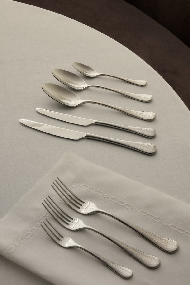 westwing victoria beckham dining collection serving style homeware butter dishes cutlery plates vase napkin holder dinner table unboxing hypeform hypebeast