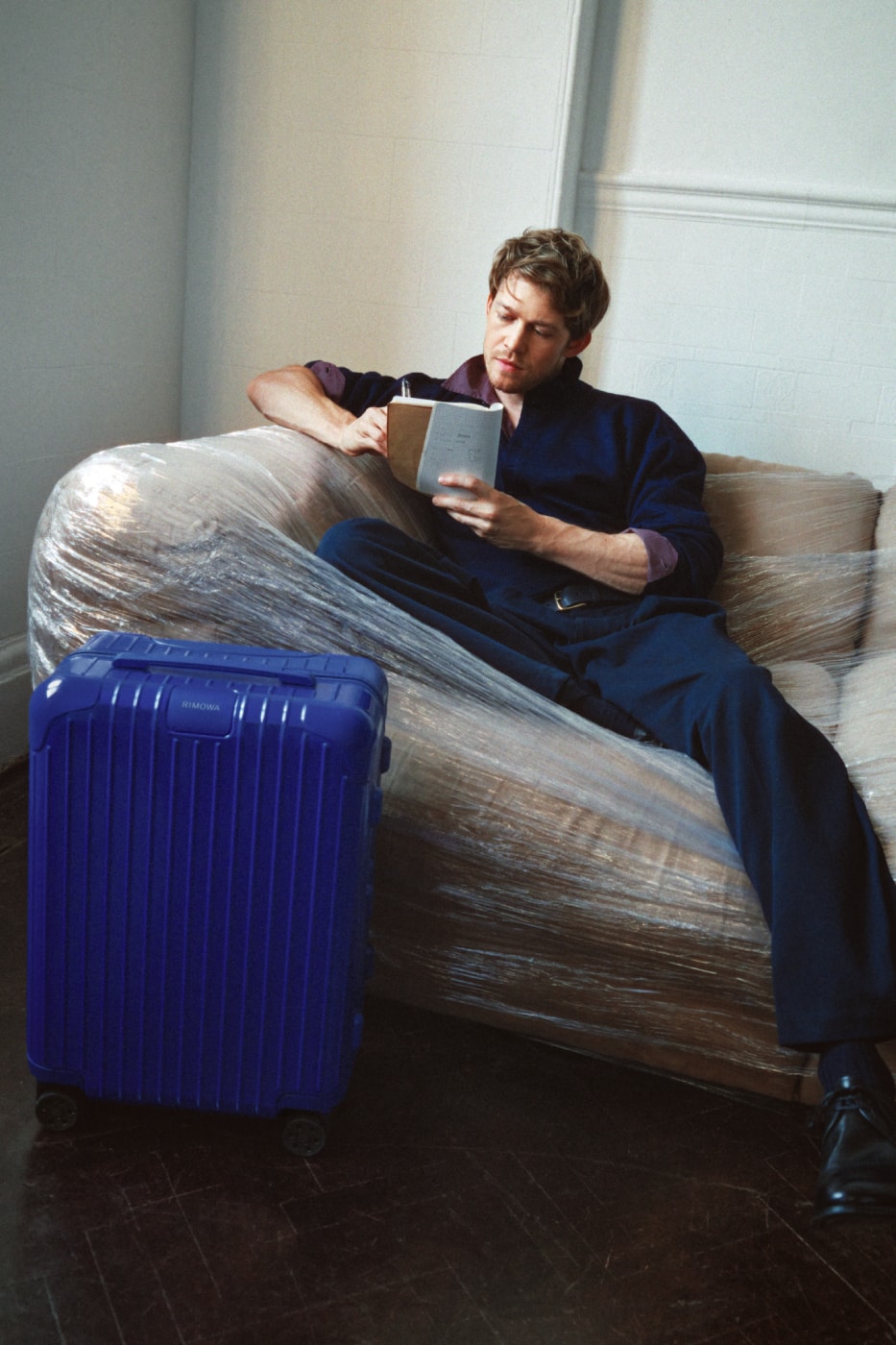 RIMOWA Umber Ultramarine colors Essential Groove Collection Release Info