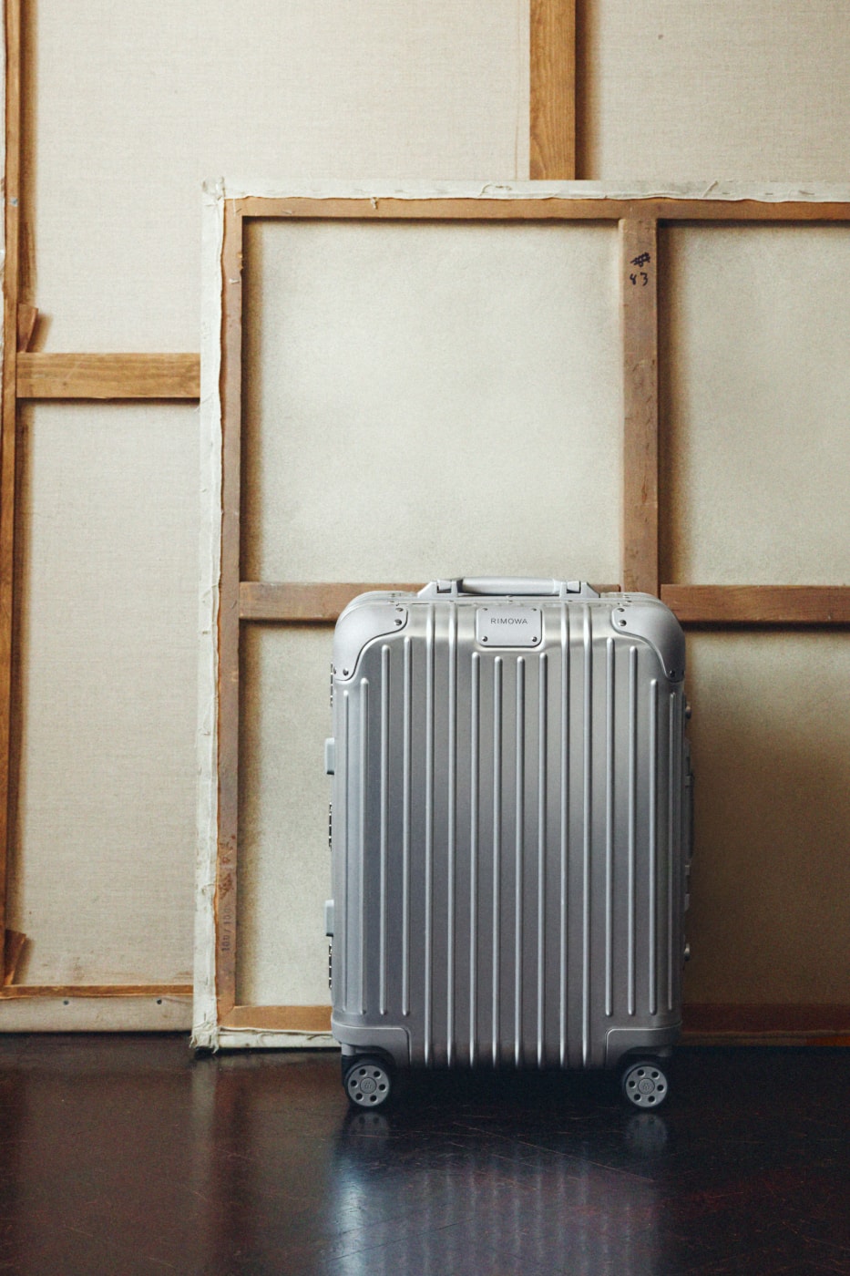 RIMOWA Umber Ultramarine colors Essential Groove Collection Release Info