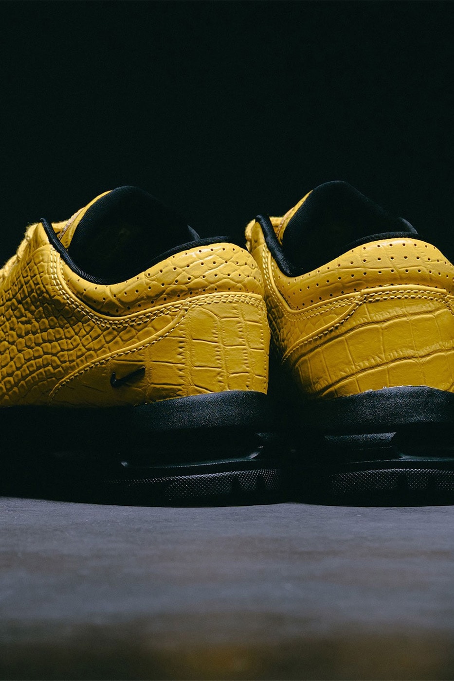 Nike Air Max Goadome Low “Yellow Croc” Vivid Sulfur/Black IV4517-700 Release Info