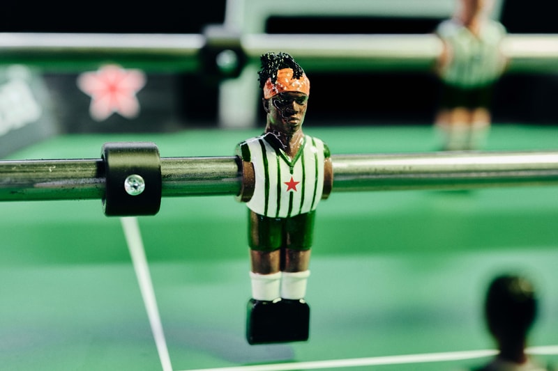 Heineken Foosballer Table baller league chloe kelly micah richards ksi arena london partnership foosball game star bar pubs figurines bottle holder bar tap