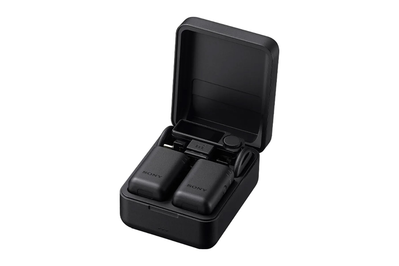 Sony ECM-W5 wireless microphone transmitters and touchscreen receiver setup