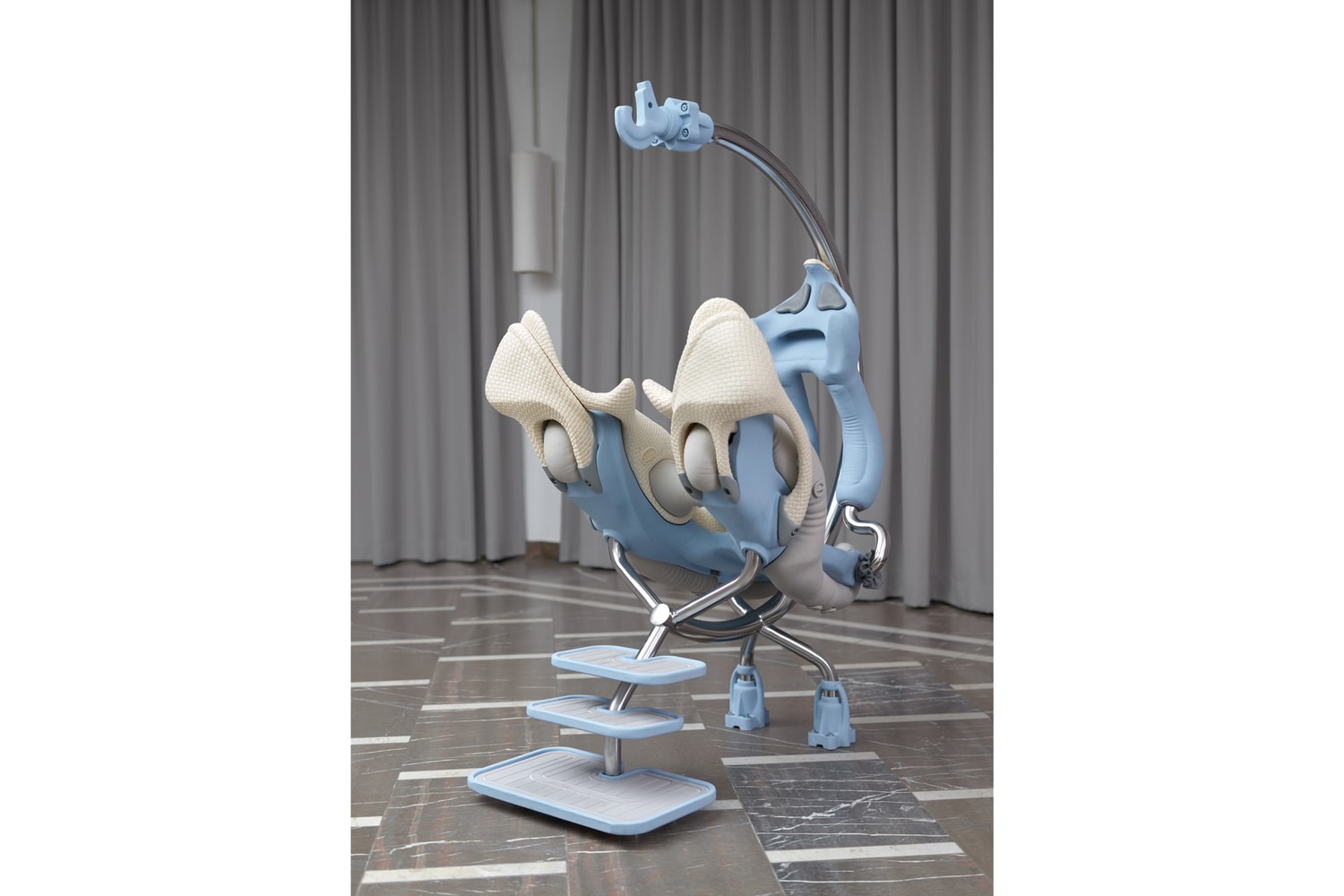 anna uddenberg telegraphy gallery sculpture office contemporary art czech republic
