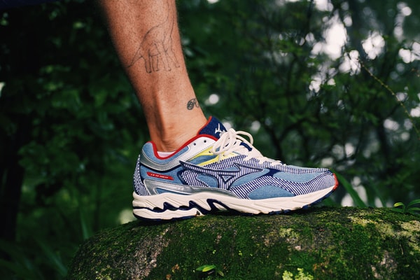 Sean Wotherspoon and Mizuno Sportstyle Unveil Wave MG4 LS SW Capsule sneaker collaboration release info