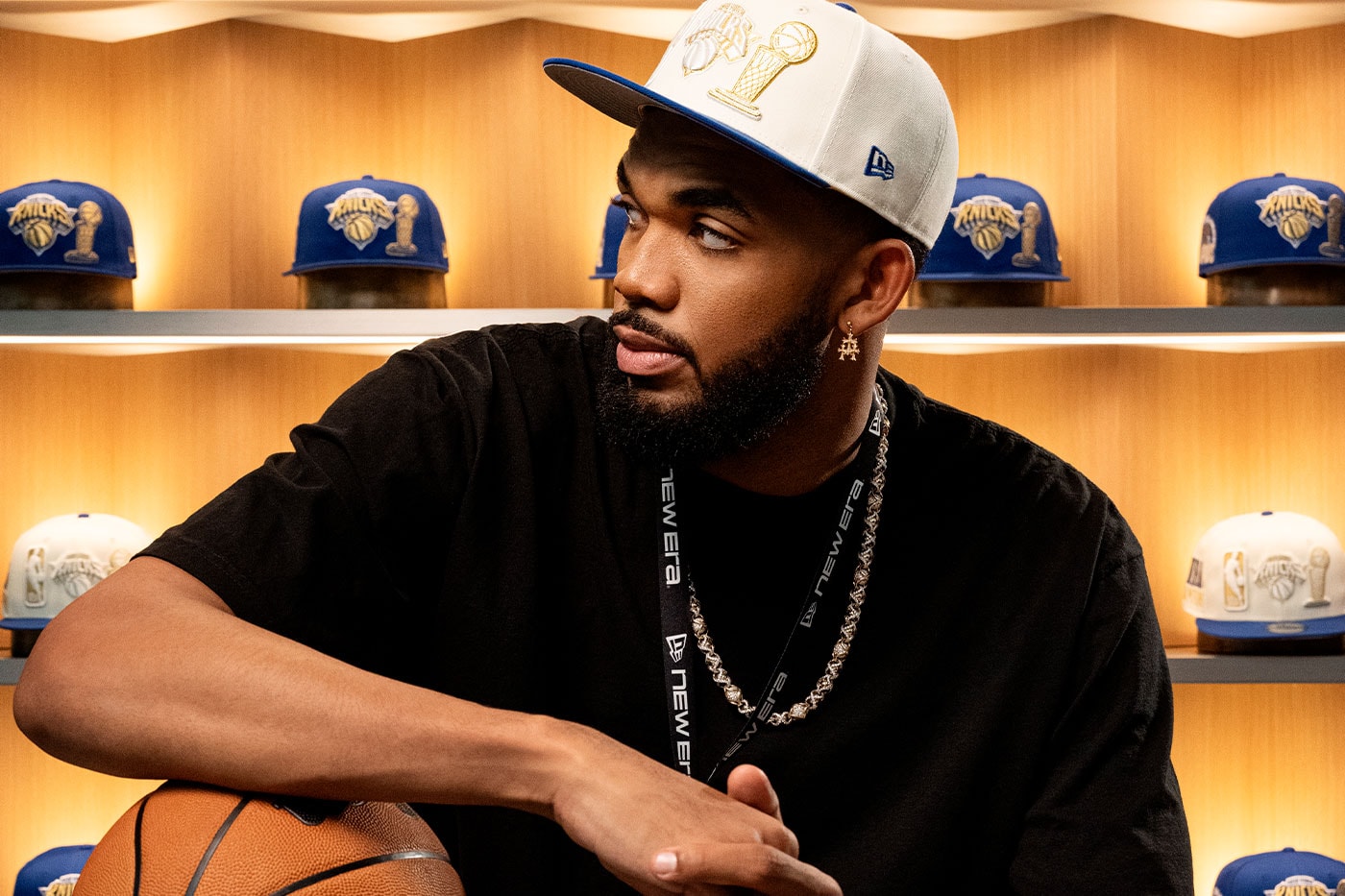 New Era New York Knicks 2026 NBA Ring Ceremony Collection 