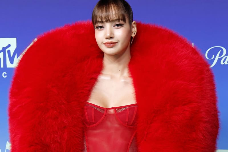 PlayStation Previews LISA's New Single "Tarantino" in DualSense Campaign Commercial