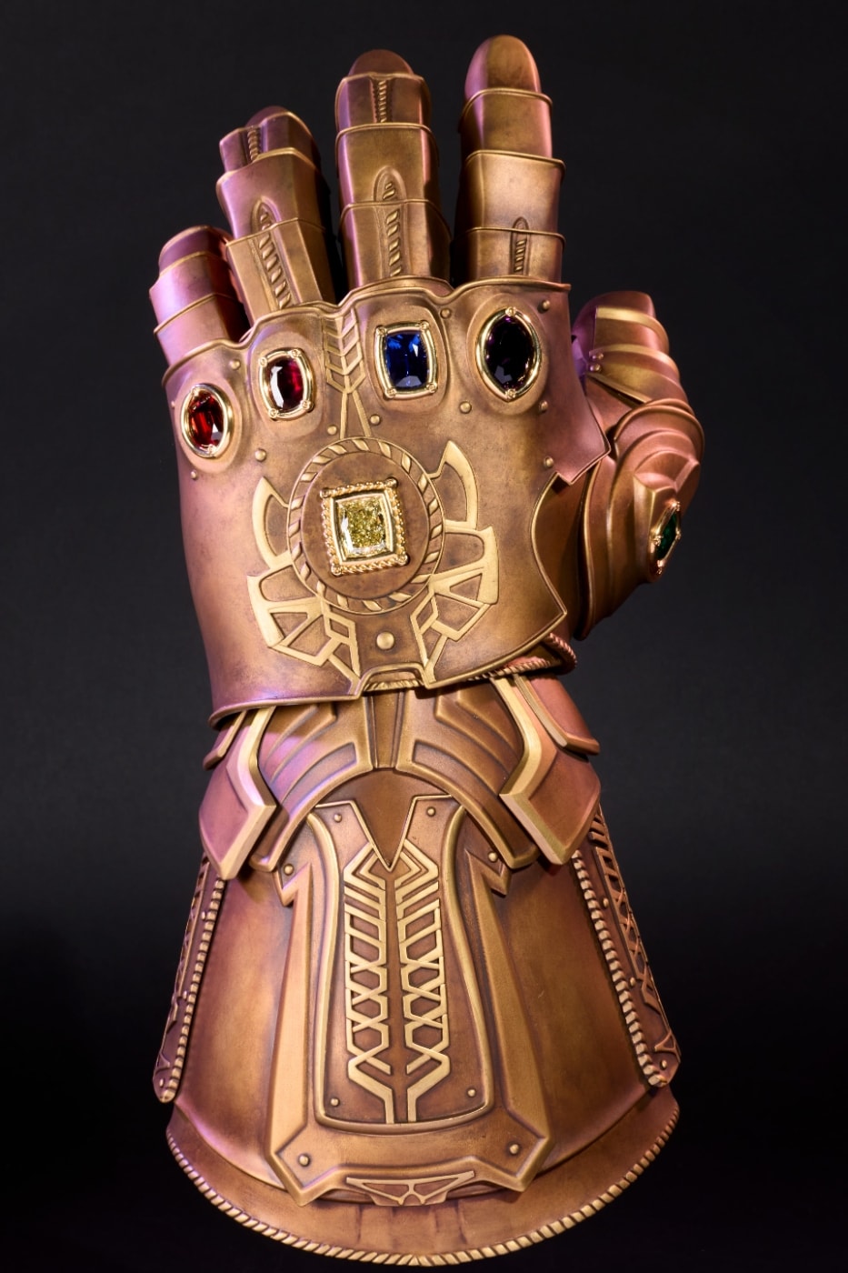 1 of 1 Marvel Infinity Gauntlet replica Auction juliens announcement Info