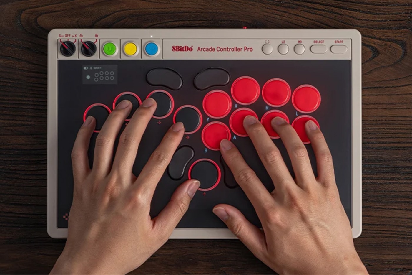 8BitDo Arcade Controller Pro leverless fighting game gamepad with built-in screen