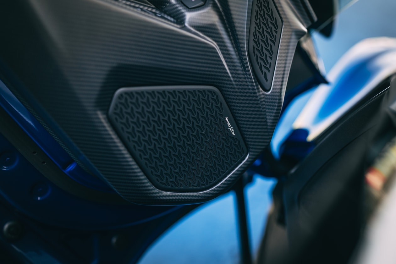 Lamborghini Revuelto SV Is the Smartest Hardcore Track Car