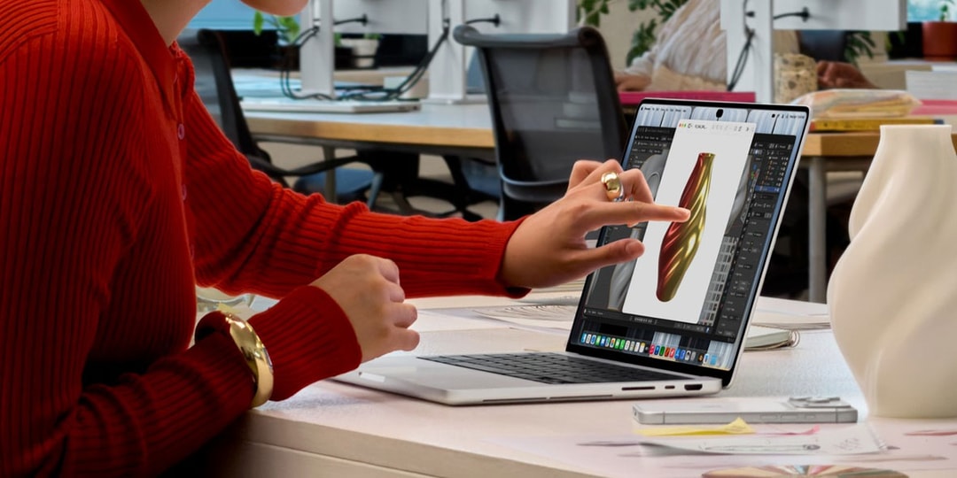 Apple Unveils First Touchscreen MacBook Pro With PROLED XDR Display