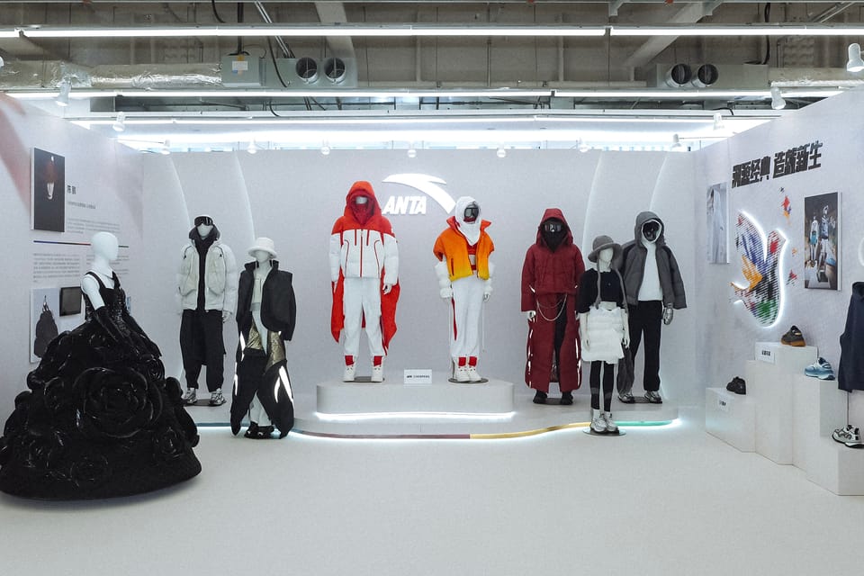 hypebeast.com - Buzz Lee - ANTA Joins Forces with Designer Chen Peng at Shanghai Fashion Week