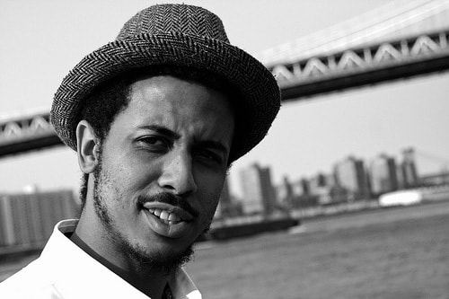 Blu – NewMGNGrand (produced by Mainframe & BobSmiles)