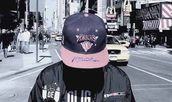 Diggy Simmons featuring D.O.E. - Everybody Late