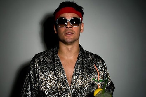 João Brasil - Pra Mim Chega, Loser