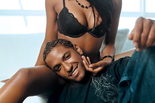 Lloyd featuring B.o.B & Rock City - Lay It Down (Remix)