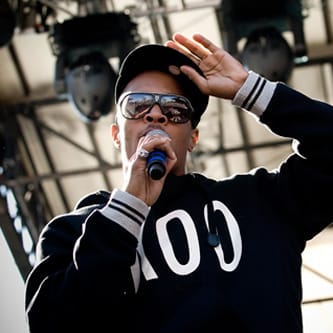 T.I. featuring Shun Hendrix - Follow Your Dreams 