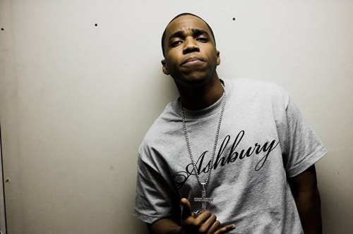 Curren$y featuring Sir Michael Rocks & Tabi Bonney – Fly Out (Part. Tres)