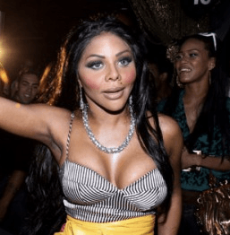 Lil Kim featuring IRS – Clap Clap