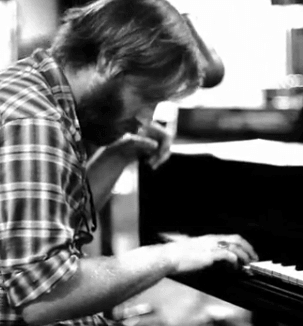 The Black Keys - Too Afraid To Love You