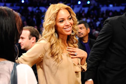 Beyoncé Announces Professional Split from her Father