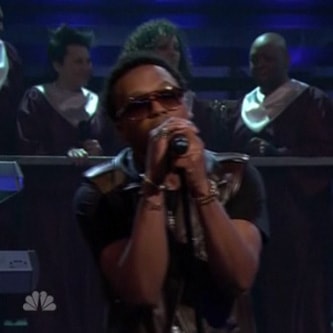 Lupe Fiasco - The Show Goes On (Live on Fallon)