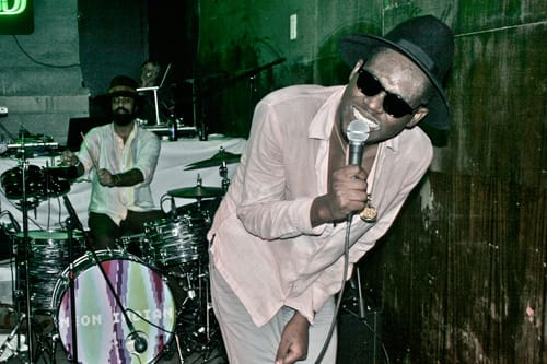 Theophilus London featuring Devonte Hynes - Century Girl