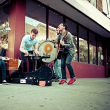 Freelance Whales – Girl U Want