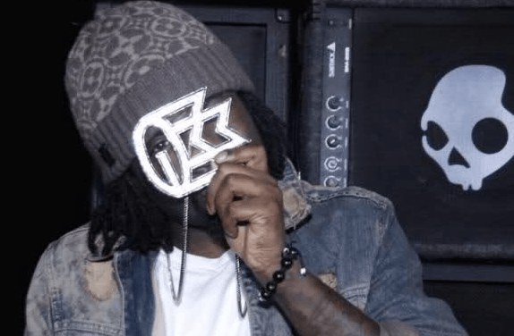 Wale featuring Black Cobain - 4 A.M.