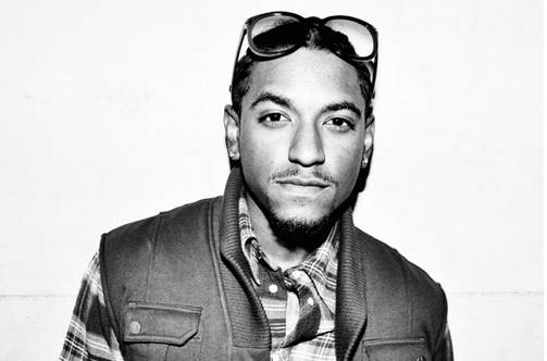 Lloyd featuring Andre 3000 – Miss That (Narrated by Lil Wayne)