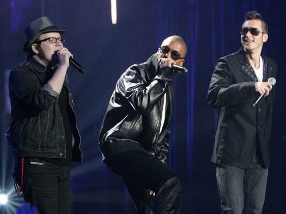 Patrick Stump featuring Lupe Fiasco - This City